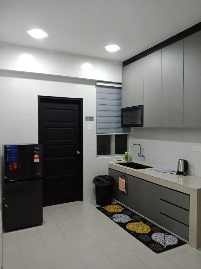 Wl Homestay Sitiawan Eksteriør billede